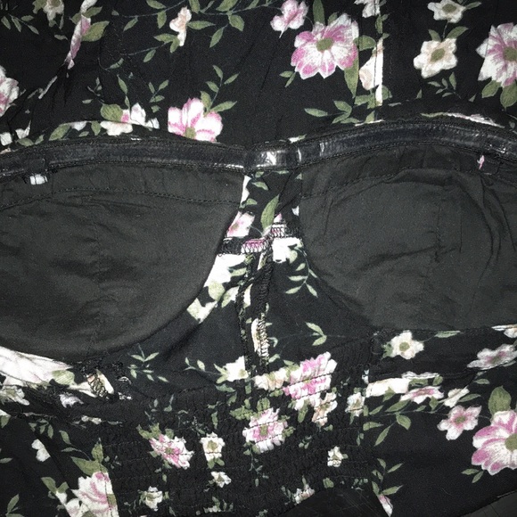 Dress - Picture 4 of 4